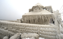 Nhà hàng bị đóng băng trong Giáng sinh lạnh nhất lịch sử Mỹ