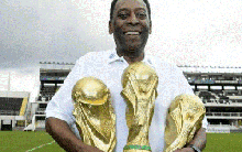 Vì sao Pele là cầu thủ duy nhất được gọi "Vua bóng đá"?