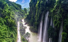 ‘Tiên cảnh’ dưới chân thác Mưa Rơi hớp hồn du khách khi đến Thái Nguyên