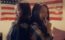 Cặp song sinh cùng trứng có IQ chênh lệch do được nuôi ở 2 quốc gia khác nhau, minh chứng cho tác động không ngờ của môi trường sống