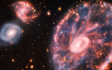 Chiêm ngưỡng vẻ đẹp ngoạn mục của vũ trụ