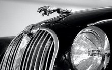 Một hãng xe sang chơi lớn cho khách hàng mua 1 tặng 1 nhưng với điều kiện đội tuyển Anh phải vô địch World Cup 2022