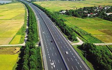 Phấn đấu khởi công đồng loạt 12 dự án thành phần cao tốc Bắc - Nam trước ngày 31/12/2022