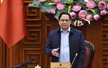 Sửa đổi các nghị định về thị trường chứng khoán, trái phiếu, bất động sản; tiếp tục nghiên cứu, đề xuất giảm, giãn, gia hạn thuế, phí