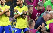 Tuyển Brazil bị chỉ trích vì nhảy múa ăn mừng trước Hàn Quốc