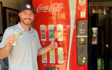 Một chàng trai 28 tuổi kiếm 700 triệu/tháng “ngon ơ” dù chỉ làm 1 tiếng mỗi ngày