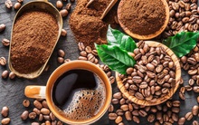 Thị trường ngày 10/2: Giá dầu, vàng, cao su… đồng loạt tăng, cà phê arabica cao nhất 10 năm