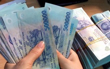 Nên hay không tiếp tục chính sách giãn hoãn nợ?