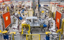 Ngành ôtô lại gặp khó vì thiếu linh kiện