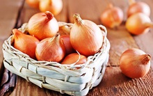 Hành tây được mệnh danh là "nữ hoàng của các loại rau" nhưng cảnh báo: Ăn hành với những thực phẩm này rất dễ sinh bệnh