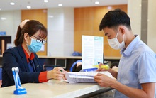 Để bao nhiêu tiền trong tài khoản thì được miễn giảm các loại phí?