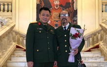 NSND Tự Long chụp ảnh cùng bố, dân mạng xuýt xoa vì gia thế "khủng"