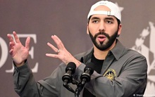 Tổng thống El Salvador muốn dùng Bitcoin như 'một viên đạn bạc để chữa lành mọi vết thương' của quốc gia, chuyên gia lại cảnh báo 'chơi dao có ngày đứt tay' - thực hư nội tình thế nào?