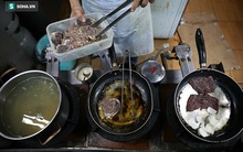 Quán "phở lửa" mỗi ngày chỉ làm 10 bát, khách trả 2 triệu cũng không bán mang về