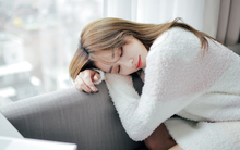 7 dấu hiệu cho thấy cơ thể đang bị mất canxi quá nhanh, cần tẩm bổ gấp 5 món để không bị mất xương và thêm ốm yếu