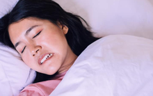 5 triệu chứng xuất hiện khi ngủ ngầm cảnh báo gan của bạn đang "phát hỏa", xem thử bạn có điều nào hay không