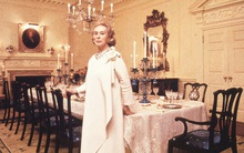 Hành trình Estée Lauder biến kem dưỡng da mặt tạo ra từ căn bếp thành đế chế làm đẹp trị giá hàng tỷ USD