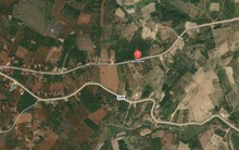 NÓNG: Tai nạn thảm khốc, xe lao xuống vực làm 6 người chết