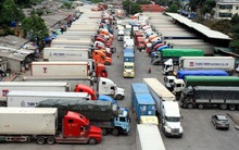 Xử lý nghiêm các hành vi lợi dụng tình trạng ùn tắc hàng hoá để vi phạm pháp luật