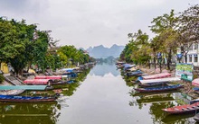 Chùa Hương mở cửa đón khách tham quan từ 16-2