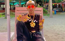 Bộ sưu tập thú cưng tiền tỉ của đại gia miền Tây, "dát" cả 50 lượng vàng lên người