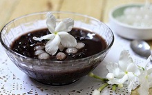 Đều đặn uống nước đậu đen rang gừng, sau 7 ngày cơ thể sẽ có 7 sự thay đổi lớn: Vừa thúc đẩy giảm cân, lại khỏe xương khớp, tốt cho người tiểu đường