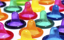 Thời tới cản không kịp, lợi nhuận doanh nghiệp sản xuất bao cao su duy nhất trên sàn chứng khoán tăng phi mã lên hơn 1 triệu USD