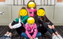 Đẻ 2 lần được 2 cặp sinh đôi, cặp vợ chồng nổi tiếng khắp thế giới vì diện mạo "không thể tin nổi" của 4 đứa con