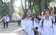 Học sinh từ lớp 7-12 ở Hà Nội được phép đi học trực tiếp