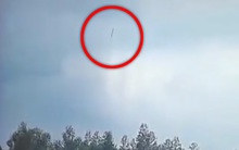 Tiết lộ giây phút cuối trên khoang lái máy bay Trung Quốc gặp nạn: Phi công đã bất tỉnh lúc máy bay rơi thẳng đứng, 20 giây trước khi mất liên lạc quá kinh hoàng!