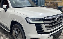 Đã hiếm còn đắt, Toyota Land Cruiser MBS 2022 đầu tiên Việt Nam dành cho đại gia cực kỳ chịu chơi: Nội thất toát ra toàn 'mùi tiền'