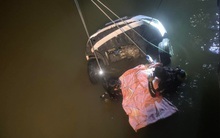 Ô tô rơi xuống sông trong đêm, tìm thấy một thi thể bên trong