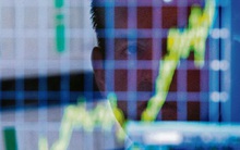 Thị trường dầu toàn cầu rơi vào hỗn loạn khi một loạt doanh nghiệp, nhà đầu tư "né" các sản phẩm của Nga