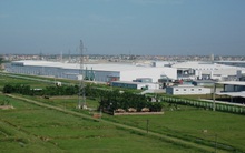 Nhà đầu tư giữ chặt đất “chờ thời”