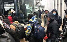Hơn 2.000 người Việt đã sơ tán khỏi Ukraine, 553 người đầu tiên hồi hương
