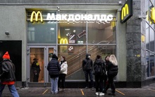 Trong 1 ngày, McDonald's, Starbucks, Coca Cola lần lượt báo tin ngừng mọi hoạt động tại Nga
