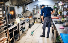 Điểm yếu du lịch Việt Nam: Nhân lực cung cấp cho quốc tế chỉ làm được công việc quét dọn