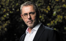 Làm gì để sống trẻ, sống khỏe đến tận năm 90 tuổi? 5 bí quyết độc đáo từ bác sĩ nổi tiếng