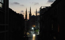 Cuộc khủng hoảng tài chính tồi tệ nhất thế giới ở “Thuỵ Sĩ của Trung Đông”: Cơn bĩ cực mang tên vỡ nợ