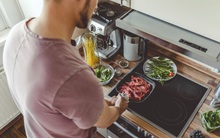 Cảnh báo 3 loại thịt càng ăn nhiều càng gây suy giảm hormone nam: Nam giới muốn lập gia đình ĐỪNG dại ăn protein quá "giới hạn vàng"