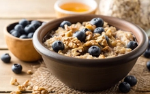 Sau tuổi 30, ai có 5 thói quen ăn sáng này thì não bộ sẽ trẻ lâu, minh mẫn, sống đến trăm tuổi vẫn không sợ mất trí nhớ