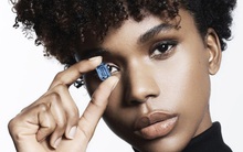 Kim cương xanh lớn nhất thế giới chốt giá 57,5 triệu USD