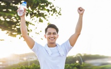 Làm gì trong 24 giờ để sống khỏe mạnh: Ăn đúng bữa, tắm đúng thời điểm, vận động phù hợp để tăng cường sức đề kháng, cơ thể dẻo dai, đương nhiên sẽ sống thọ