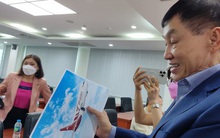 "Vua hàng hiệu" mua 10 máy bay Boeing trị giá 3,5 tỉ USD