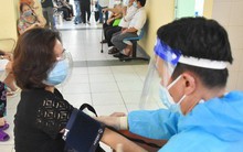 TP.HCM: Tiêm vắc-xin ngừa Covid-19 mũi 4