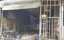 Cháy lớn thiêu rụi dãy hàng quán tại quận Hồng Bàng, Hải Phòng