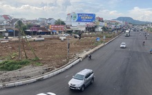 Bất ngờ hình ảnh xe cộ về TP HCM qua cửa ngõ Đồng Nai chiều 2-5