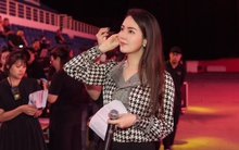 Á hậu Thuỵ Vân để mặt mộc, cùng MC Đức Bảo “trắng đêm” tổng duyệt bế mạc SEA Games 31, hứa hẹn nhiều bất ngờ thú vị