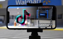 Thương mại điện tử có giá trị hàng tỷ USD, nhà kinh doanh online đang sử dụng những nền tảng trực tuyến nào để tối đa lợi nhuận?