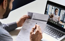 Ứng viên ‘tô vẽ’ trong CV IELTS 7.5, đến khi sếp phỏng vấn thì ‘đứng hình’ tẽn tò: Đừng để bản thân kém cỏi rồi trách công ty khắt khe!